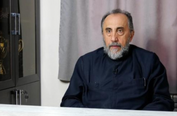 Նիկոլ Փաշինյանը միջամտում է նախաքննությանը․ Միքայել Սրբազանի պաշտպանների թիմ